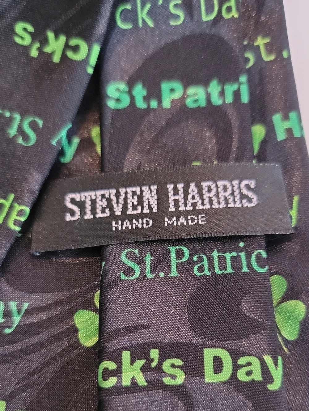HAPPY ST. PATRICK'S DAY MEN'S NECKTIE